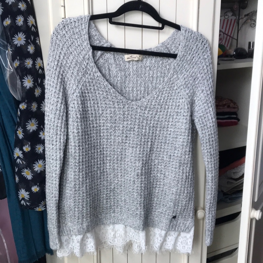 Hollister sweater